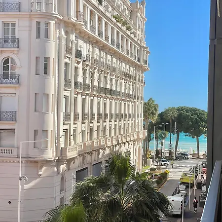 Lägenhet Les Jardins De La Croisette Modern Cannes